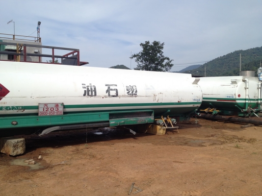 ขายแทงค์ติดรถ อลูมิเนียม ขนาด 20,000 ลิตร สภาพสวยสุดๆ ทำความสะอาดแล้ว 2ใบ ครับ ด่วน!