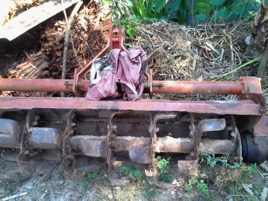 ขายจอบหมุน โรตารี่  ใช้งานได้ปกติ 8000   (0821287055)