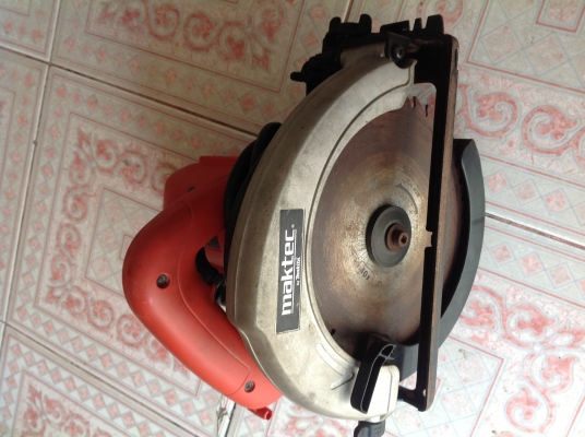 ขายเลื่อยวงเดือน 7นิ้ว maktec