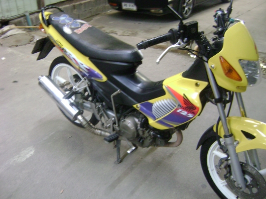 ฮอนด้า โซนิค 125 สต้าทมือ