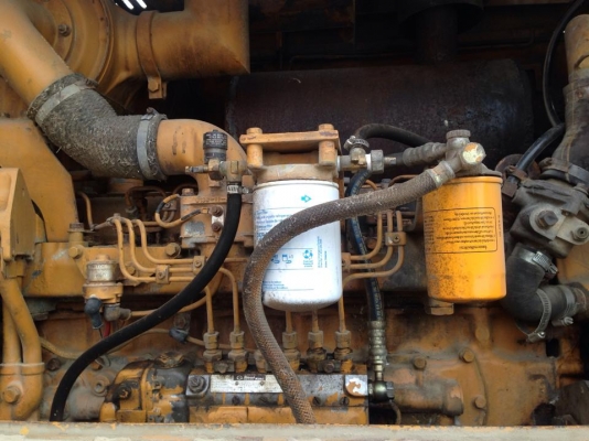 รถตักล้อยาง WA 200