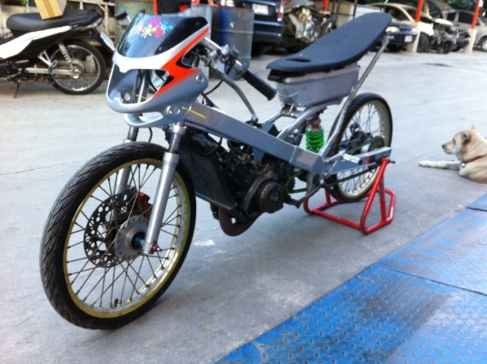 ขายแดช จัดสภาพมาแล้วพร้อมวิ่ง 16500ทะเบียนครบ มาลองขับดูก่อนได้คับ ไม่ซื้อไม่ว่า โทร0825671760 ราคาต่อลองได้คับ