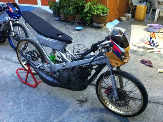 ขายแดช จัดสภาพมาแล้วพร้อมวิ่ง 16500ทะเบียนครบ มาลองขับดูก่อนได้คับ ไม่ซื้อไม่ว่า โทร0825671760 ราคาต่อลองได้คับ