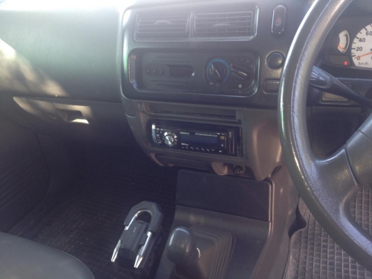 ***ขายแล้วครับขอบคุณ Truck2handขาย กระบะ4ประตูสวยๆ MITSUBISHI L200 STRADA GRANDIS 4Dr 2.5 MT ปี 45 /02 เครื่องเดิมเกียร์เดิม แน่นแรง ไม่เยิ้ม ช่วงล่างปึ๊กคัสซีสวย กระบะไม่ผุ หลังคาแครี่บอย หน้า-หลังเดิมไม่เคยชนหนัก สีเคลียร์มาแล้ว ภายในสวยคอนโซลครบ แอร์ พ