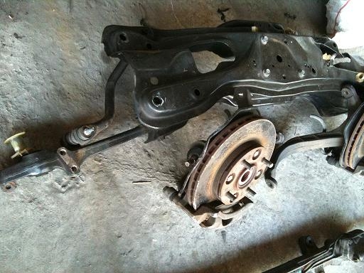 อะไำหล่ ช่วงล่าง accord 96  คานใต้เครื่องยนต์ + บิกนก + ดุม + แร็ค