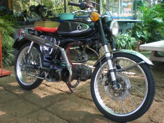 ขอขาย Yamaha Yl1 สีดำ เครื่องเวฟ z