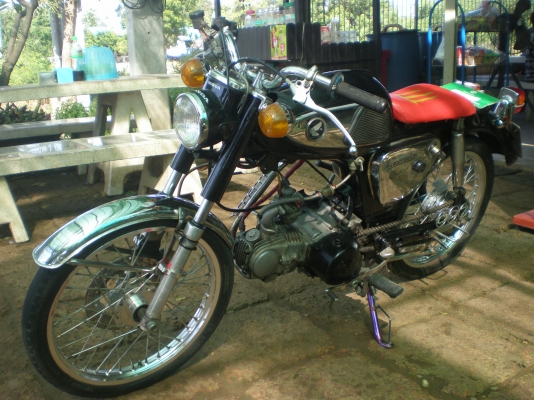 ขอขาย Yamaha Yl1 สีดำ เครื่องเวฟ z