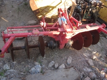 ขาย- ผาน โรตารีพรวนดิน  ยาว 2.10 เมตร ใช้ขุดร่อง พรวนดิน ยกร่อง สำหรับติดรถไถ มือสองจากญี่ปุ่น