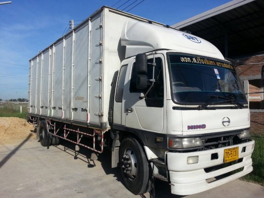 ขายรถ HINO ตู้แห้ง10 บาน