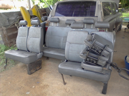 เบาะรถตู้ NISSAN E23 หนังเดิม เบาะสวยไม่มีขาด