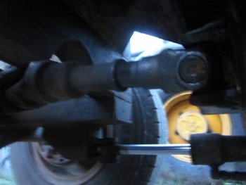 ขาย- รถตักล้อยาง แบบเอวอ่อน KOMATSU สภาพสวย พร้อมใช้งาน เครื่องดีเซล 4 สูบ ขาย- รถตักล้อยาง แบบเอวอ่อน KOMATSU สภาพสวย พร้อมใช้งาน เครื่องดีเซล 4 สูบ