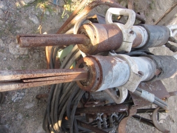 ขาย- เครื่องแย็ก กระแทก เจาะ หิน ระเบิดหิน พื้นคอนกรีต ระบบไฮโดรลิค พร้อมหัวแย็ก 2 หัว มือสองญี่ปุ่น ขาย- เครื่องแย็ก กระแทก เจาะ หิน ระเบิดหิน พื้นคอนกรีต ระบบไฮโดรลิค พร้อมหัวแย็ก 2 หัว มือสองญี่ปุ่น