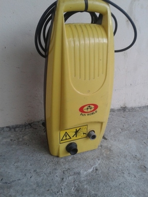 ขายเครื่องฉีดน้ำแรงดันสูง100 บาร์ ราคาถูก 600บาท (เฉพาะตัวเครื่อง)