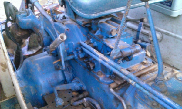 ขาย FORD 6610  2WD + ใบมีดดันหน้าอย่างเดียว งดต่อรองนะครับ