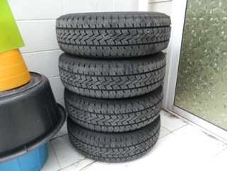 ขายล้อแม็ก14รุ่น หายากติดรถอีซูซุตัวท็อปพร้อมยางใหม่เอี่ยม4ล้อ ขายล้อแม็ก14รุ่น หายากติดรถอีซูซุตัวท็อปพร้อมยางใหม่เอี่ยม4ล้อ