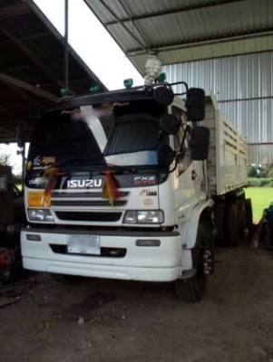 ขายรถบรรทุกสิบล้อดั๊มพ์ Isuzu deca เครื่อง 270แรง ปลายปี 49 เครื่องดำ มีระบบลากพ่วง ทะเบียนพร้อม