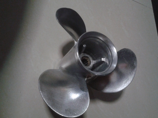 ใบจักรเรือ Yamaha / Solas พิท12 สำหรับเครื่อง 25-30HP