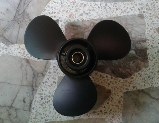 ใบจักรเรือ Yamaha / Solas พิท12 สำหรับเครื่อง 25-30HP