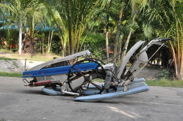 ขายรถดำนา ISEKI 4แถว เดินตาม สภาพสวยเดิมจากญี่ปุ่น อุปกรณ์ครบพร้อมใช้29,500 เท่านั้น!!