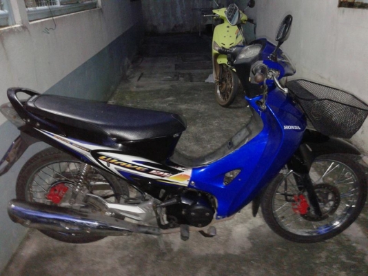 ขายเวฟ125ปี50สภาพเดิมๆ สีน้ำเงิน ดำ ปี 50 ราคาต่อรองได้