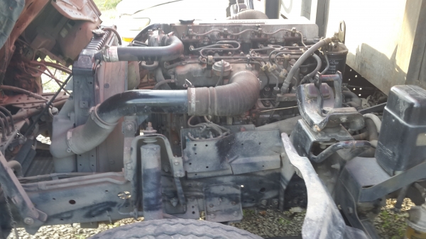 ขาย6ล้อ isuzu  NQR 150แรงม้า ยาว5.5เมตร