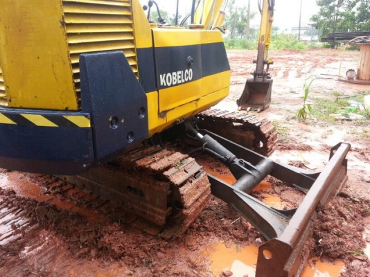 รถแบคโฮ KOBELCO PC 30 - 6   สนใจติดต่อ 081- 6079515