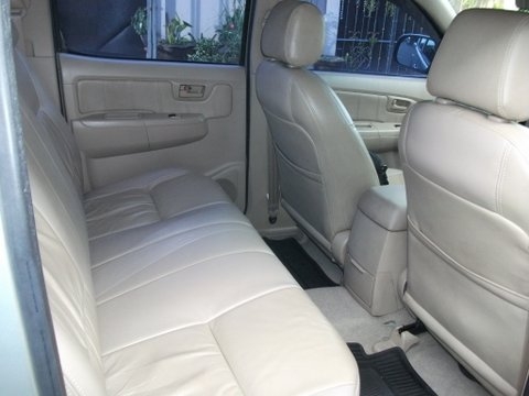 ขายVIGO 3.0 G D4D เกียร์ธรรมดาแต่งสวยอย่างเดียวไม่แต่งเครื่อง