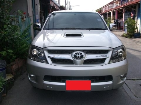 ขายVIGO 3.0 G D4D เกียร์ธรรมดาแต่งสวยอย่างเดียวไม่แต่งเครื่อง