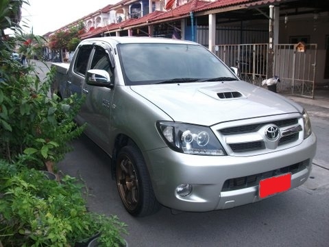 ขายVIGO 3.0 G D4D เกียร์ธรรมดาแต่งสวยอย่างเดียวไม่แต่งเครื่อง