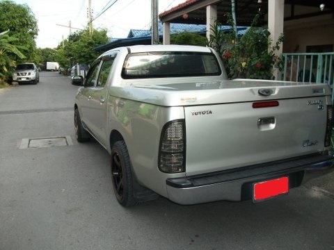 ขายVIGO 3.0 G D4D เกียร์ธรรมดาแต่งสวยอย่างเดียวไม่แต่งเครื่อง