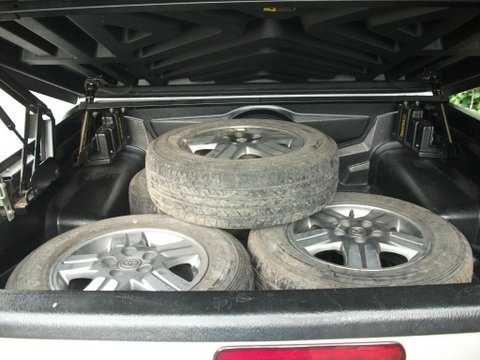 ขายVIGO 3.0 G D4D เกียร์ธรรมดาแต่งสวยอย่างเดียวไม่แต่งเครื่อง