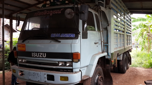 ขายด่วนISUZU ROCKY240สองเพลาดั้มสภาพพร้อมใช้สุดๆรีบจอง 0843923995  0811838154