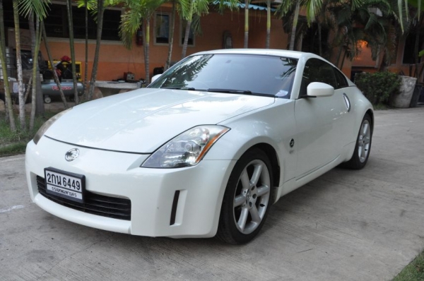 ขายNISSAN 350Zสีขาวเดิมๆจากห้าง สภาพสวยเดิม (ไม่ใช่รถจดประกอบแก๊ส) ขาย1,850,000บาท