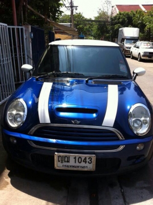 Mini v.S ปี2009 มีลอยเฉี่ยวนิดหน่อยครับจัดไฟเนชได้