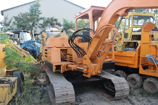 ขายแบคโฮ MITSUBISHI PC40 4สูบ ราคา 210,000บาท