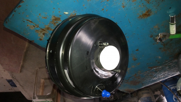 หม้อลมเบรคอีซุซุดีแม็คปี11