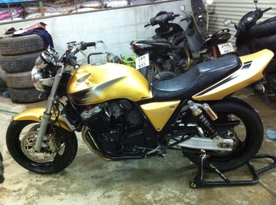 ขายด่วน CB400 เวอรชั่น S ปี98 ปั้มเบรมโบ้ อินวอย สรรพสามิตร ขายด่วน CB400 เวอรชั่น S ปี98 ปั้มเบรมโบ้ อินวอย สรรพสามิตร