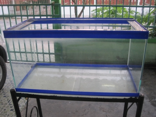 ขายตู้ปลาโล่ง 36นิ้วพร้อมที่รองขาตั้ง
