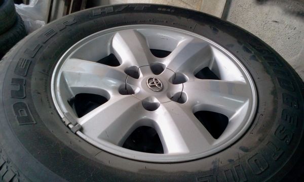 ขายล้อแม็กซ์ ขอบ17" พร้อมยาง 265/65 R17 สภาพดีใช้ได้งาน