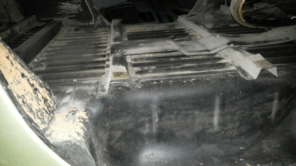 กระบะนิลสันตอนเดียว กระบะนิลสันตอนเดียว