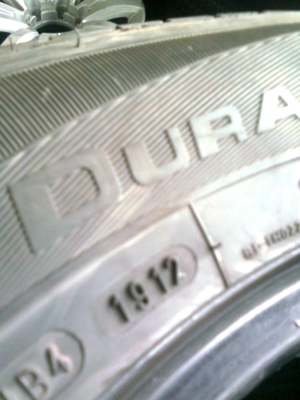 215-70-15 ปี11..1ชุด ปี12..1ชุด  3400--4300