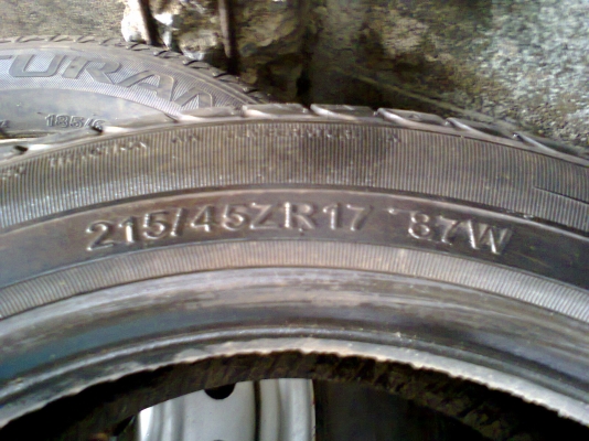 215-45-17 ปี12 1เส้นทำอะไหล่ 215-45-17 ปี12 1เส้นทำอะไหล่