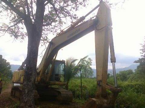 ขาย โคมัสสุ 200 รุ่น 6 C สเป๊คไทย เครื่อง ขมิ้น ไฟฟ้า ครบ เอวดี ใบแทร็คเต็ม เพื่อนบอกมา ขาย โคมัสสุ 200 รุ่น 6 C สเป๊คไทย เครื่อง ขมิ้น ไฟฟ้า ครบ เอวดี ใบแทร็คเต็ม เพื่อนบอกมา