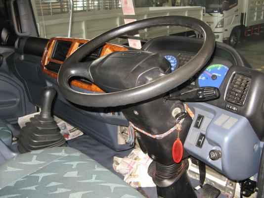 ขาย 6ล้อ ฮีโน่ เมก้า 150 แรง ยาว 4.30 ปี 2004 สภาพสวยเดิมกว่า 90\% เครื่องดี พร้อมใช้งาน ชมก่อนได้ครับ สนใจติดต่อ 081-942544 ขาย 6ล้อ ฮีโน่ เมก้า 150 แรง ยาว 4.30 ปี 2004 สภาพสวยเดิมกว่า 90\% เครื่องดี พร้อมใช้งาน ชมก่อนได้ครับ สนใจติดต่อ 081-942544