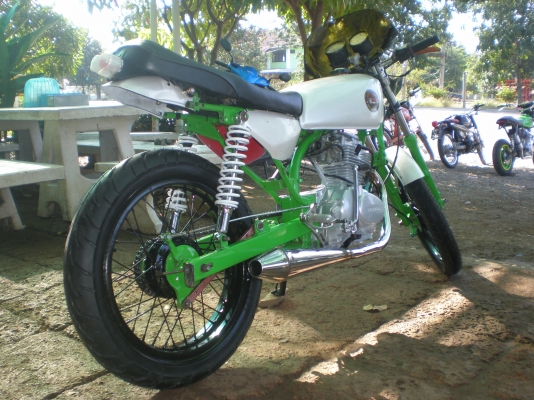 ขอขาย Jx 110  สีขาว/เขียว