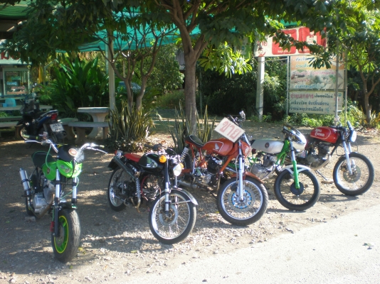 ขอขาย Jx 110  สีขาว/เขียว