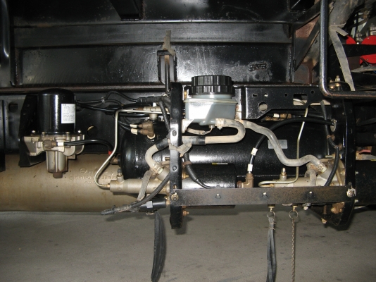 ขาย 6ล้อดัมพ์ ฮีโน่ เมก้า 175 แรง ยาว 4.00  ปี 2008  สภาพสวยเดิมเครื่องดี พร้อมใช้งาน ชมก่อนได้ครับ สนใจติดต่อ 081-9425443