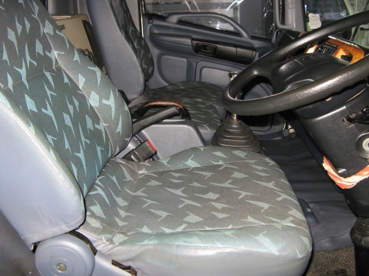 ขาย 6ล้อดัมพ์ ฮีโน่ เมก้า 175 แรง ยาว 4.00  ปี 2008  สภาพสวยเดิมเครื่องดี พร้อมใช้งาน ชมก่อนได้ครับ สนใจติดต่อ 081-9425443