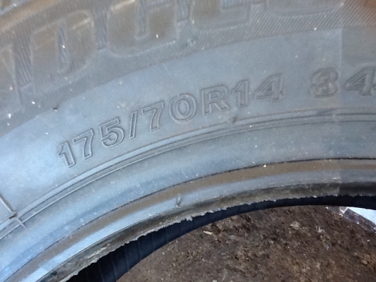 ยางถอดป้ายแดง175/70R14. ปี13Bridgestone ยางถอดป้ายแดง175/70R14. ปี13Bridgestone