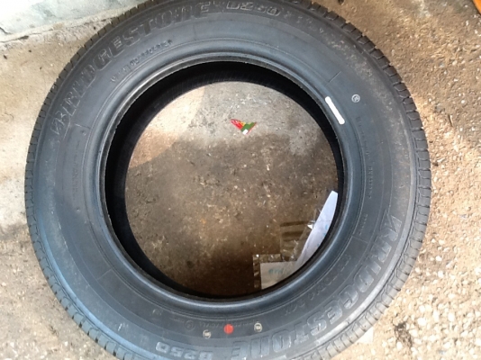 ยางถอดป้ายแดง175/70R14. ปี13Bridgestone ยางถอดป้ายแดง175/70R14. ปี13Bridgestone